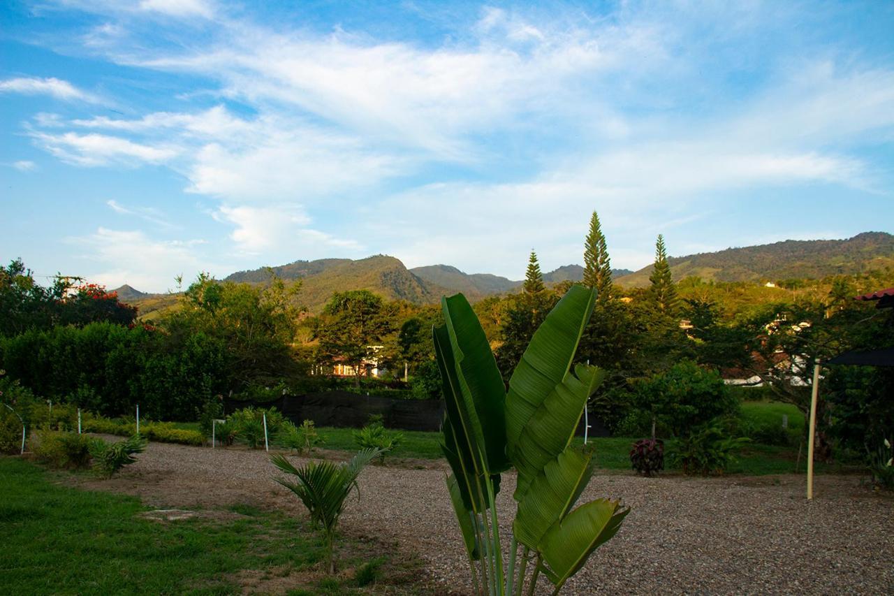 San Juan De Guayabos Country house