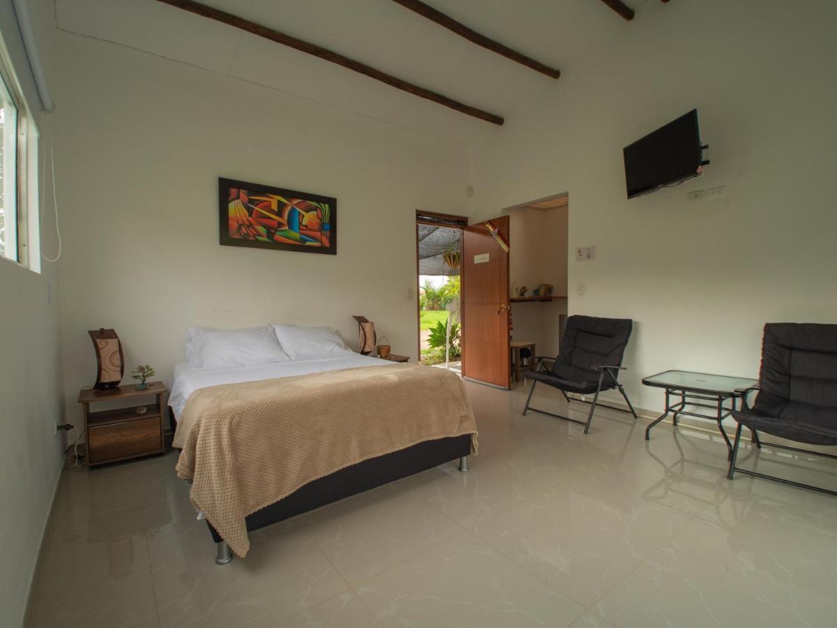 San Juan De Guayabos Country house *