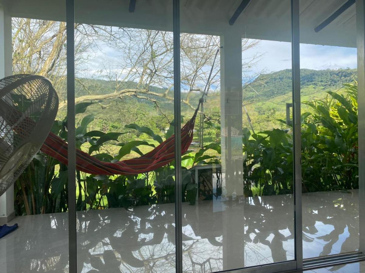 Country house San Juan De Guayabos *