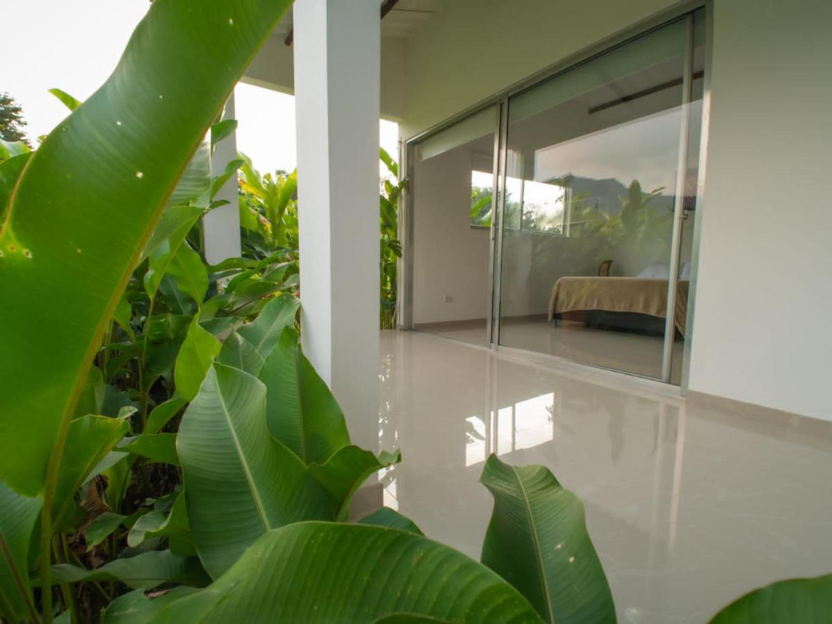 Country house San Juan De Guayabos